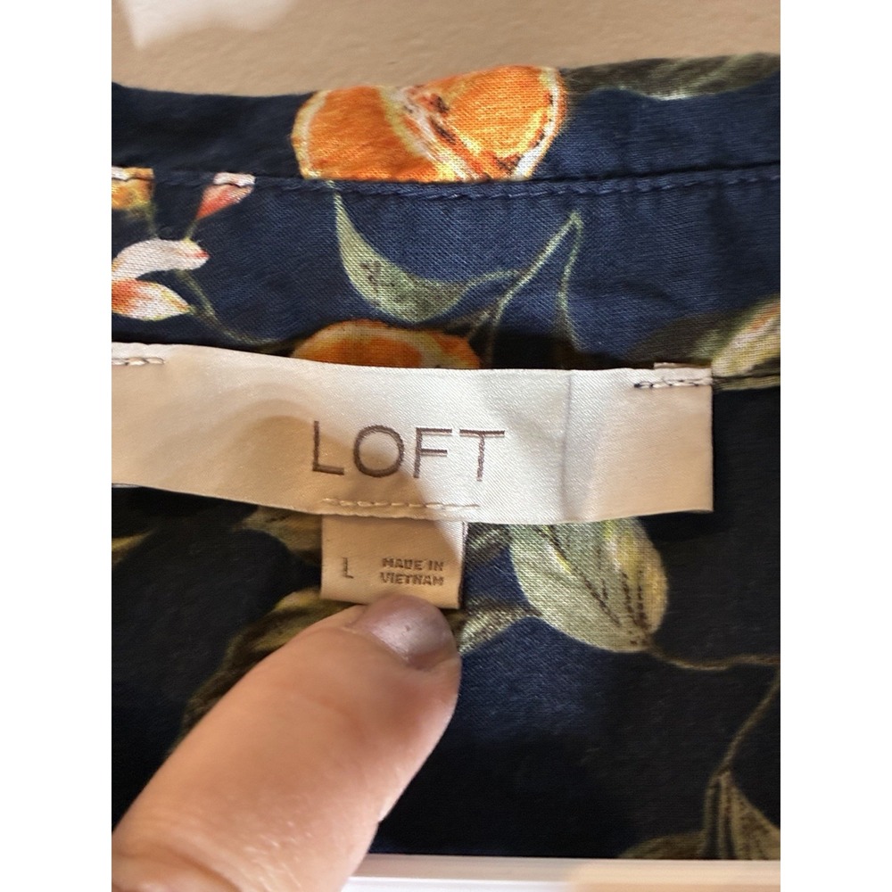 navy blue w/all over orange fruit LOFT short-sleeve button-down shirt L Resort - Picture 2 of 7